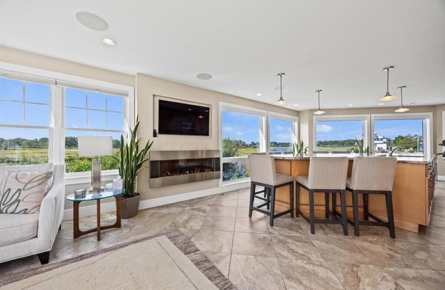 Higgins Beach 'New' Beach Home & Private Offices