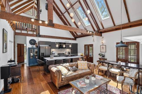 Highgate - Cover Featured On Highlife Magazine!