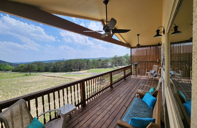 Hill-View Italian Villa On A Private Estate