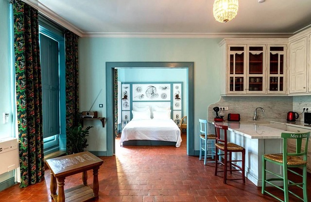 Apartamento histórico, se admiten mascotas, centro de Pézenas