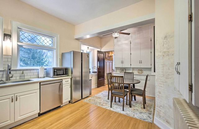 Historic Cadillac Home in Great Central Spot!