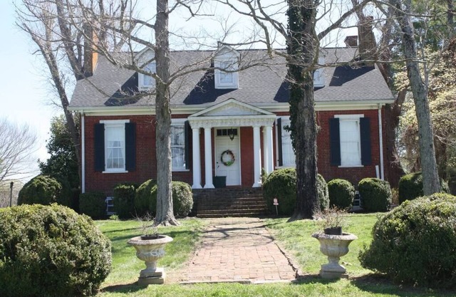 Hideaway histórico c. 1828 Nashville Franklin Huntsville 15 Acre Wifi 6 Chimeneas