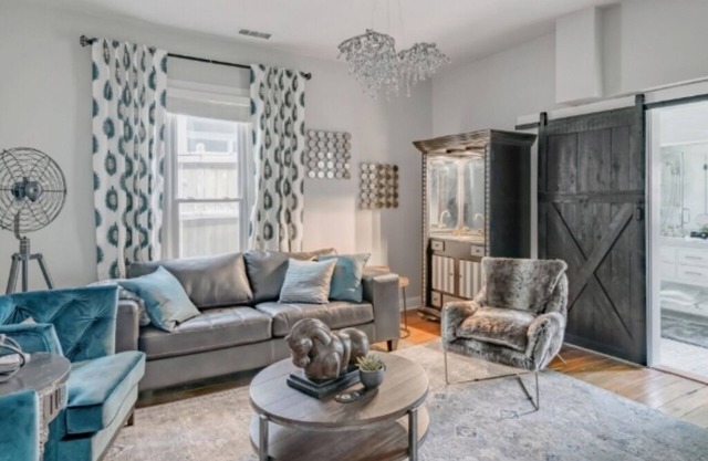 Nuevo - Glamorous Historic House en Trendy Germantown