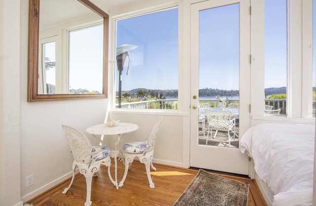 Históricos Sausalito "Mermaid House" con unas vistas preciosas de agua