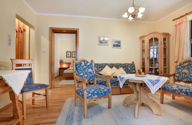 Apartamento Kehlstein, 1-2 personas, 50 m², ducha / WC, terraza + invernadero, TV, lavavajillas, 1 dormitorio, no fumador