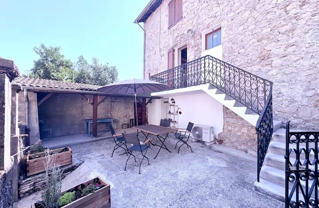 Casa vacacional 'Casa Mialy - Clim Wifi Terrasse' con vistas a la montaña, Wi-Fi y aire acondicionado