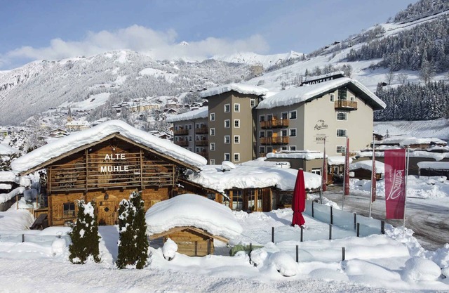 Holiday apartment with balcony and heating