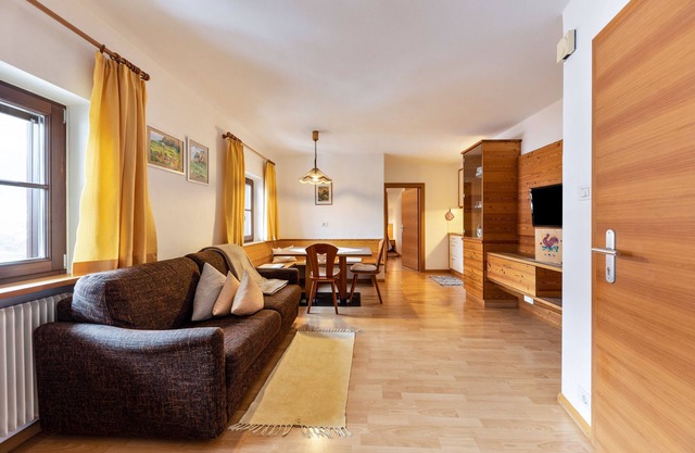 Apartamento vacacional "Florerhof Lavendel" con vistas a la montaña, sauna, wifi y jardín