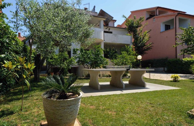 Apartamento vacacional con aire acondicionado y terraza