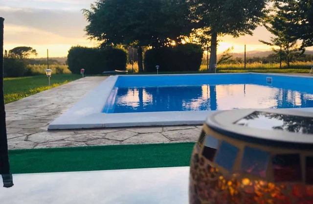 Apartamento vacacional con piscina comunitaria