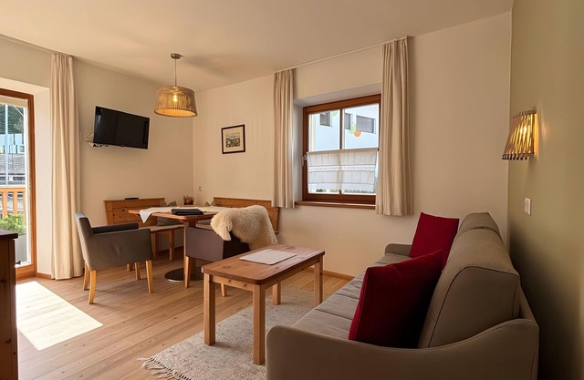 Apartamento vacacional "Zwick Spinei" con vistas a la montaña, balcón y jardín comunitario