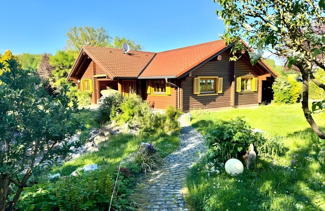 Casa de vacaciones 'Zur Einberger Schweiz' con terraza privada, jardín privado y wifi