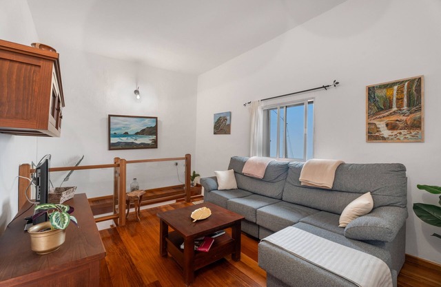 Casa Vacacional 'Mary Valverde' con Vista al Mar, Terraza Privada y Wi-Fi