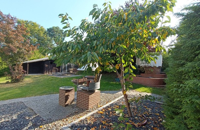 Casa de vacaciones 'Ferienhaus Urlaubstraum' con terraza privada, jardín privado y Wi-Fi