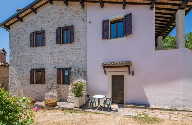 Apartamento con vistas a la montaña en Sellano
