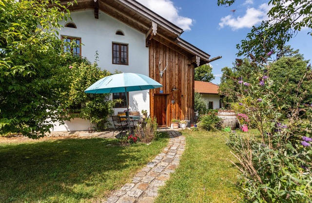 Casa de vacaciones 'Landhaus Gustl' con terraza privada, jardín privado y Wi-Fi