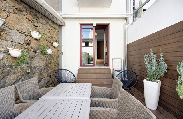 Casa de vacaciones 'Lidador House' con terraza privada, jardín privado y Wi-Fi