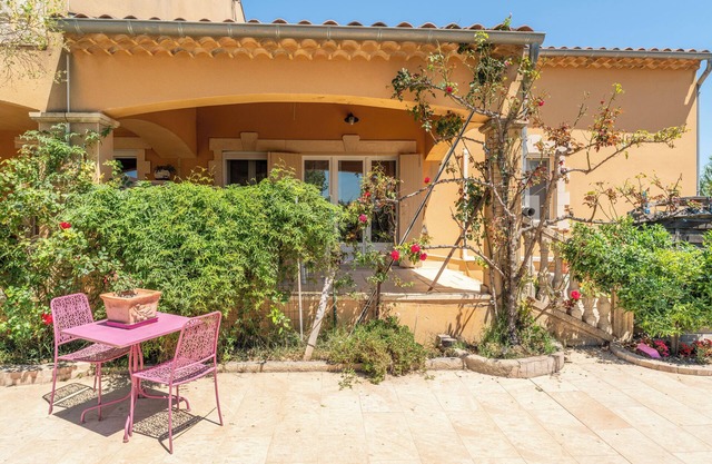 Casa de vacaciones 'Maison De Vacances Provence' con terraza privada, jardín privado y Wi-Fi