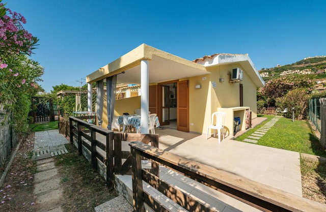 Casa de vacaciones 'Matteo' con terraza privada y aire acondicionado