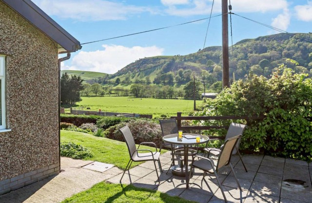 Holiday Home Merddyn