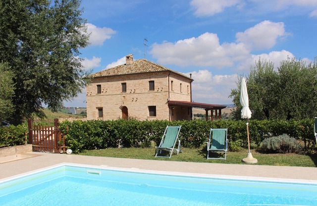 Casa de vacaciones Corridonia para 1 - 8 personas con 4 dormitorios - Casa rural