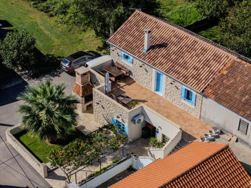 Holiday House Maja in Privlaka with barbecue and private garden - by TA Leut Agency