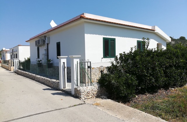 Vacaciones en Cottage N ° 9 Giovanna Disanti, rodeado de zonas verdes en Gargano aVieste