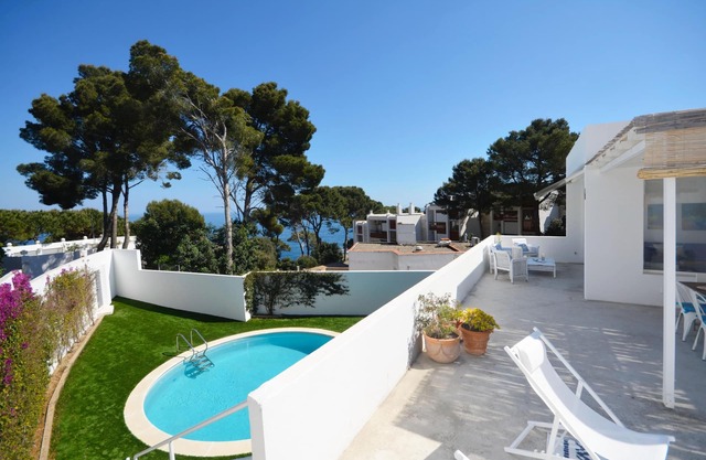 Alquiler casa adosada con piscina en Begur, Aiguablava
