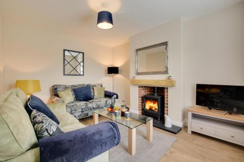 Holly Tree Cottage