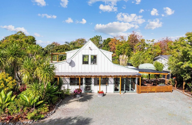 Home away from Home in Mangawhai Heads. Family & Pet Friendly. Escape the City