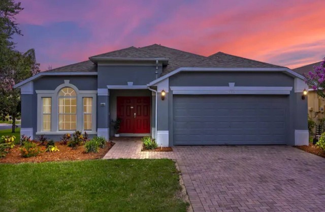 Casa en Davenport con Piscina Cerca de los Parques