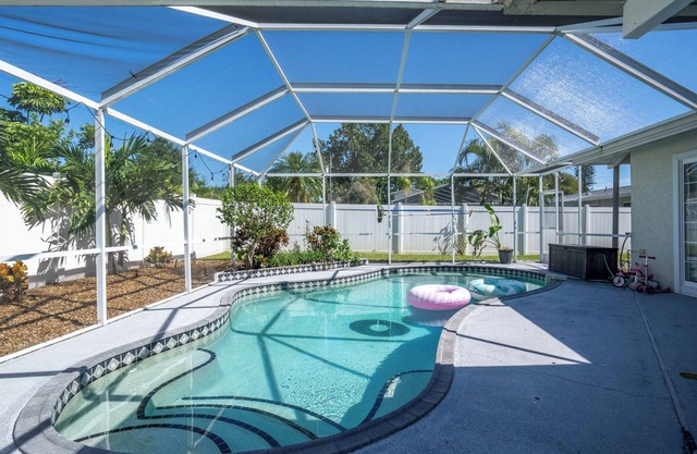 Home w/ Pool - Near IMG, UTC, Airport, Beaches