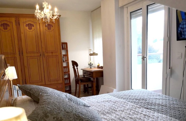 Homerez - ¡A 200 m de la playa! Apartamento para 3 pers. con jacuzzi en Mogro