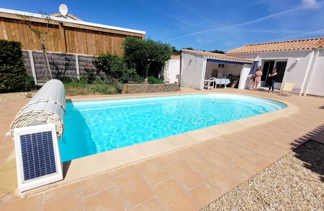 Homerez - Villa a 1 km de la playa para 8 pers. con piscina, jardín y terraza