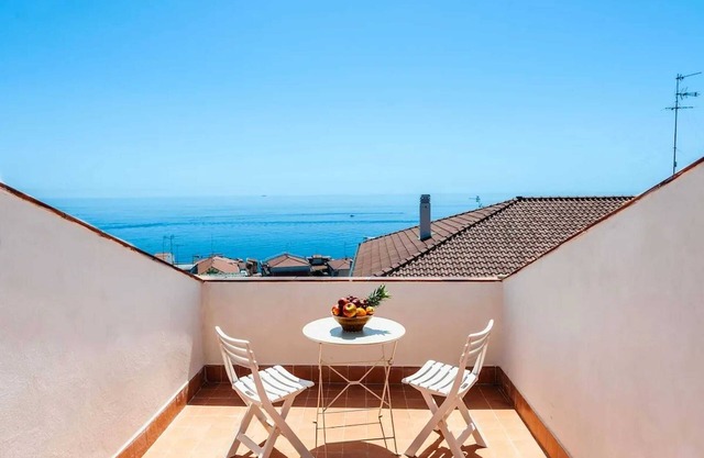 Homerez - Apartamento en Aci Castello