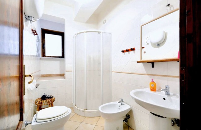 Homerez - Casa luminosa en Vibo Valentia, piscina compartida