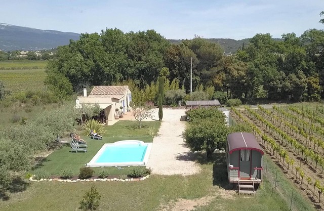 Homerez - Casa encantadora en Modène con piscina privada