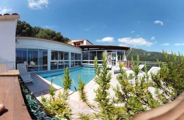 Homerez - Villa familiar en Olmeto con piscina privada