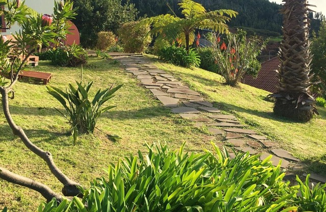 Homerez - Bonita casa para 3 pers. con vistas al mar y terraza en Ponta Do Pargo