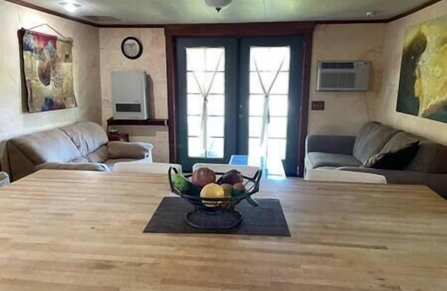 Homestead Cabin Wi-Fi & Cell Service near Yuba River/Bullards Bar