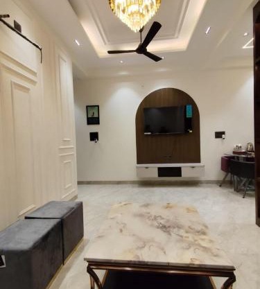 Homlee-Diamond 2BHK Lift-Parking-Max Vaishali