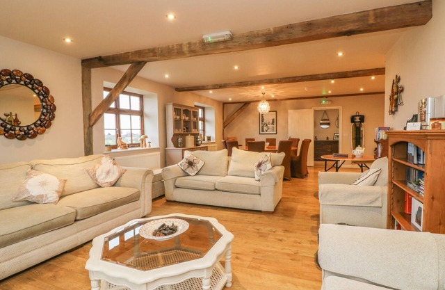 Hop House, familiar, con un jardín en la calle Oad, Ref 12140