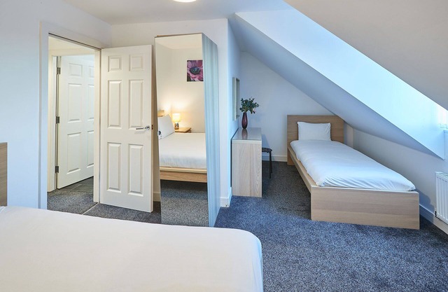 Host & Stay | Bay Retreat