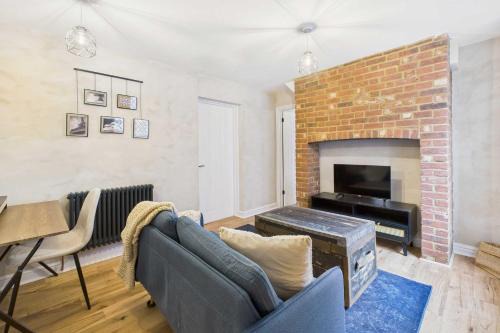 Host & Stay - Dame Alice Street