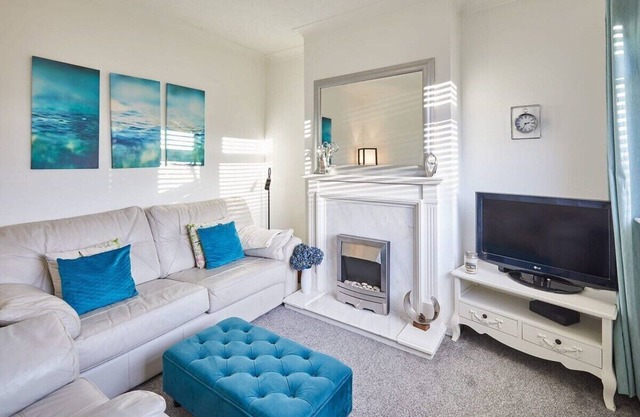 Host & Stay | The Railway Cottage