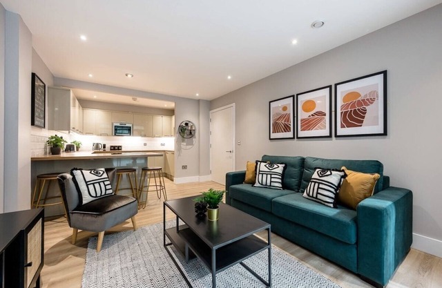 Host & Stay | Henry Street Chambers