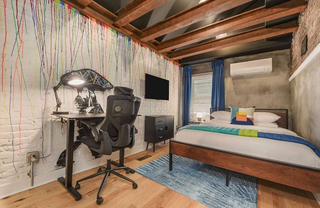 ★HostWise Stays★ Game Lounge | Fire Pit | "Cool Vibes" | Great Location