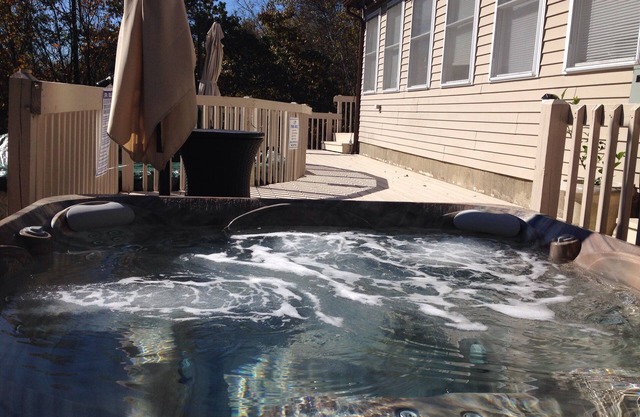 Bañera de hidromasaje, sala de juegos, piscina, aire acondicionado central, cable, WiFi gratuito, tenis de lagos