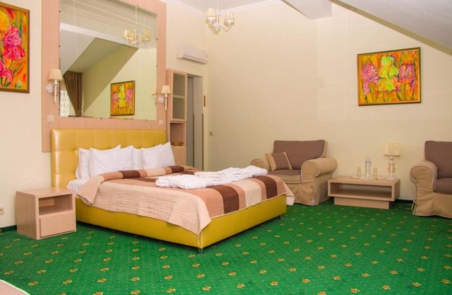 Hotel and Restaurant Complex Lubokray