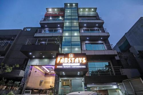 Hotel Downtown - East of Kailash